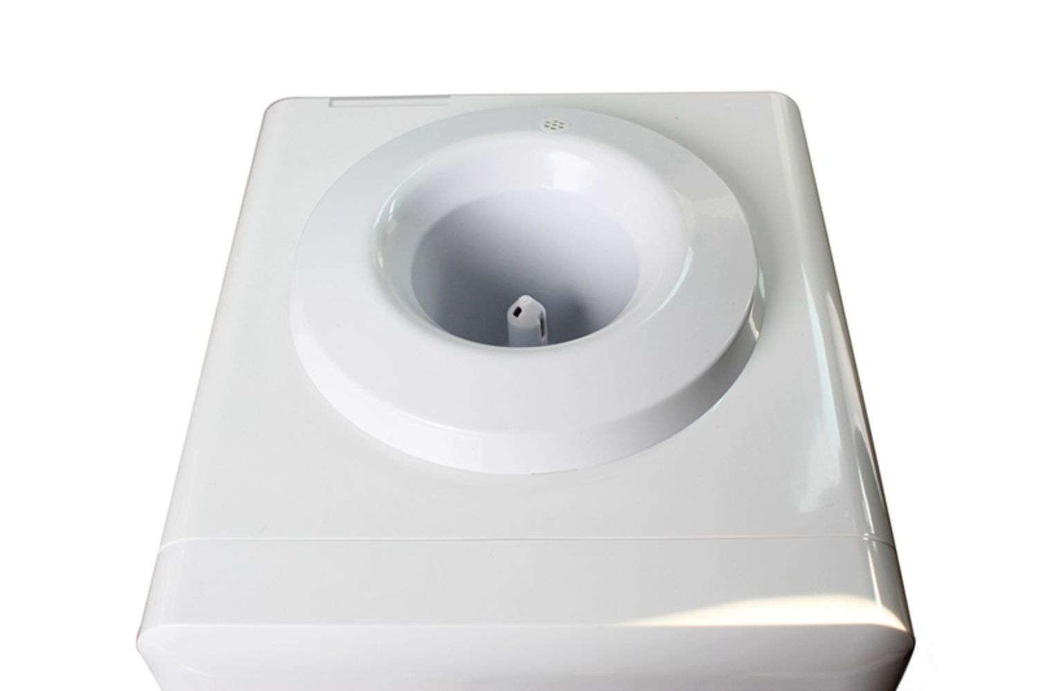 Sản phẩm được trang bị cọc cắm nước tiện lợi