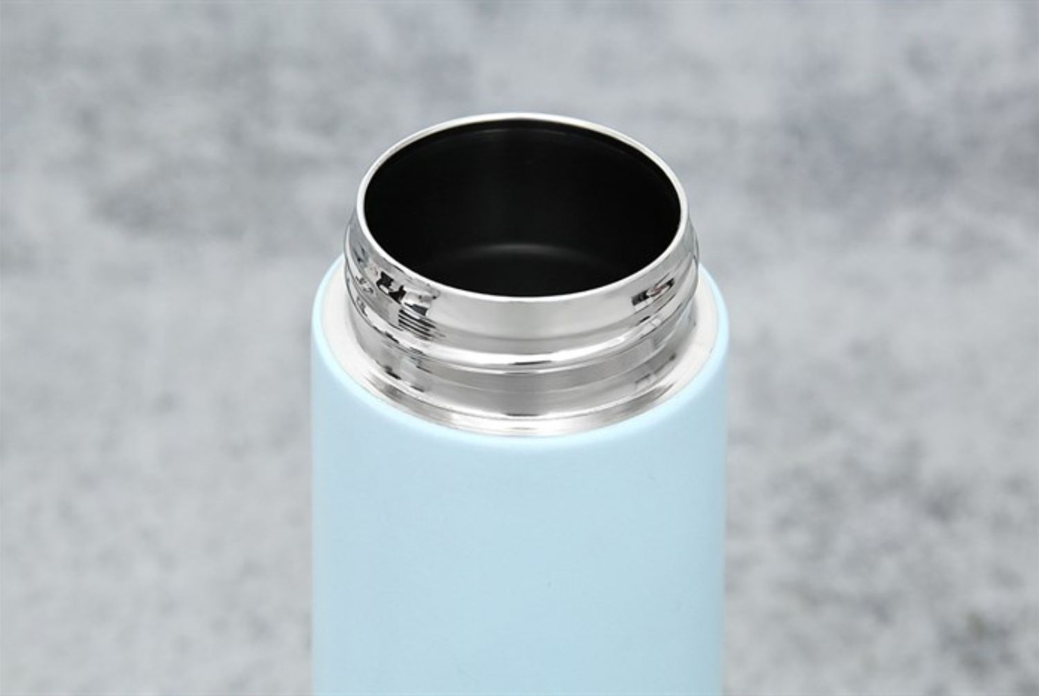 Chất liệu Inox 201 - 304 an toàn, bền bỉ.