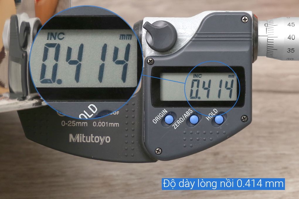 Đáy 3 lớp truyền nhiệt tốt, dùng được nhiều loại bếp